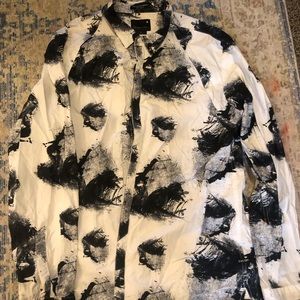 Tavik brand patterned long sleeve button up. Men’s size Large.